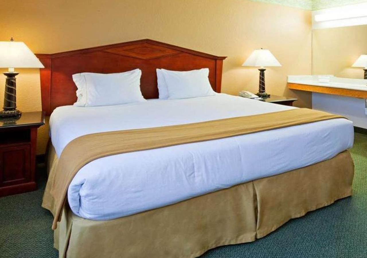 Norwood Inn & Suites Eagan St Paul & Mall Of America Ngoại thất bức ảnh